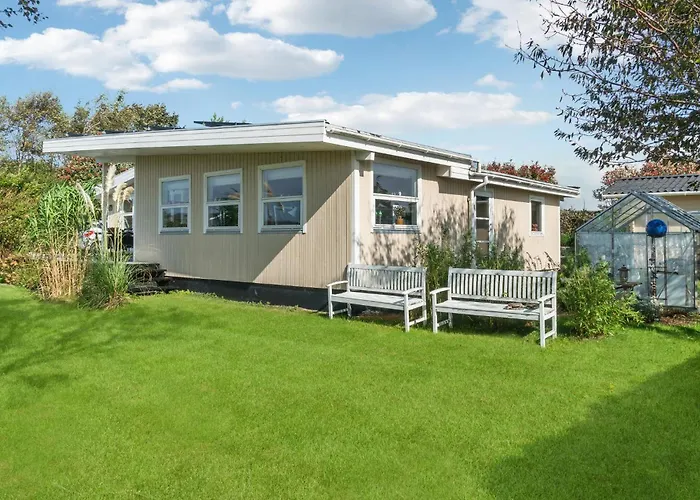 Ferienhaus 2 Bedroom Awesome In *
