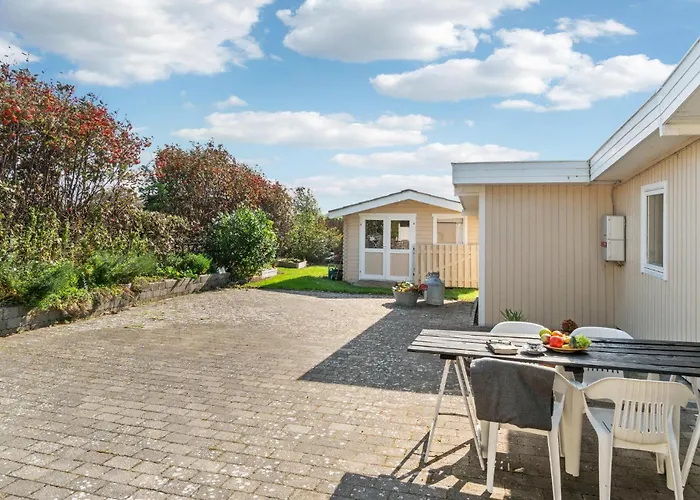 Ferienhaus 2 Bedroom Awesome In Kalundborg